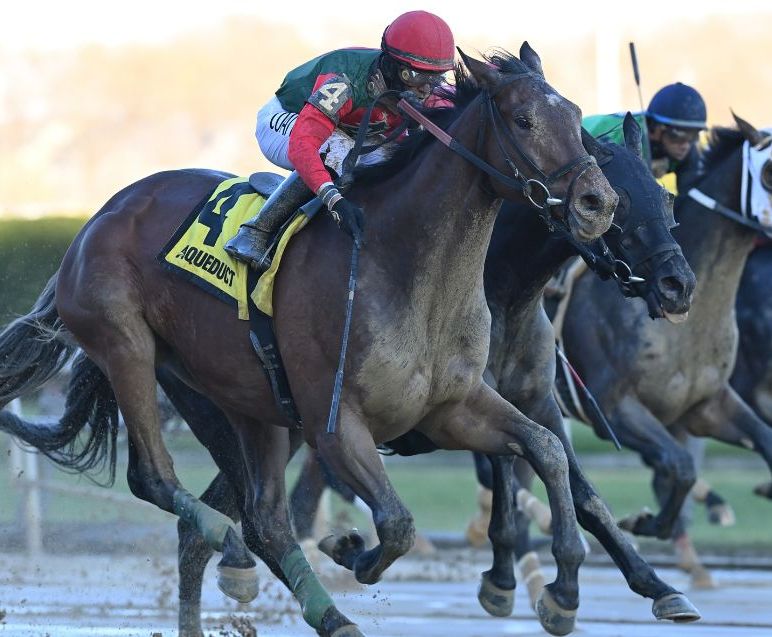 Cicciobello rallies to upset $125K NYSSS Thunder Rumble