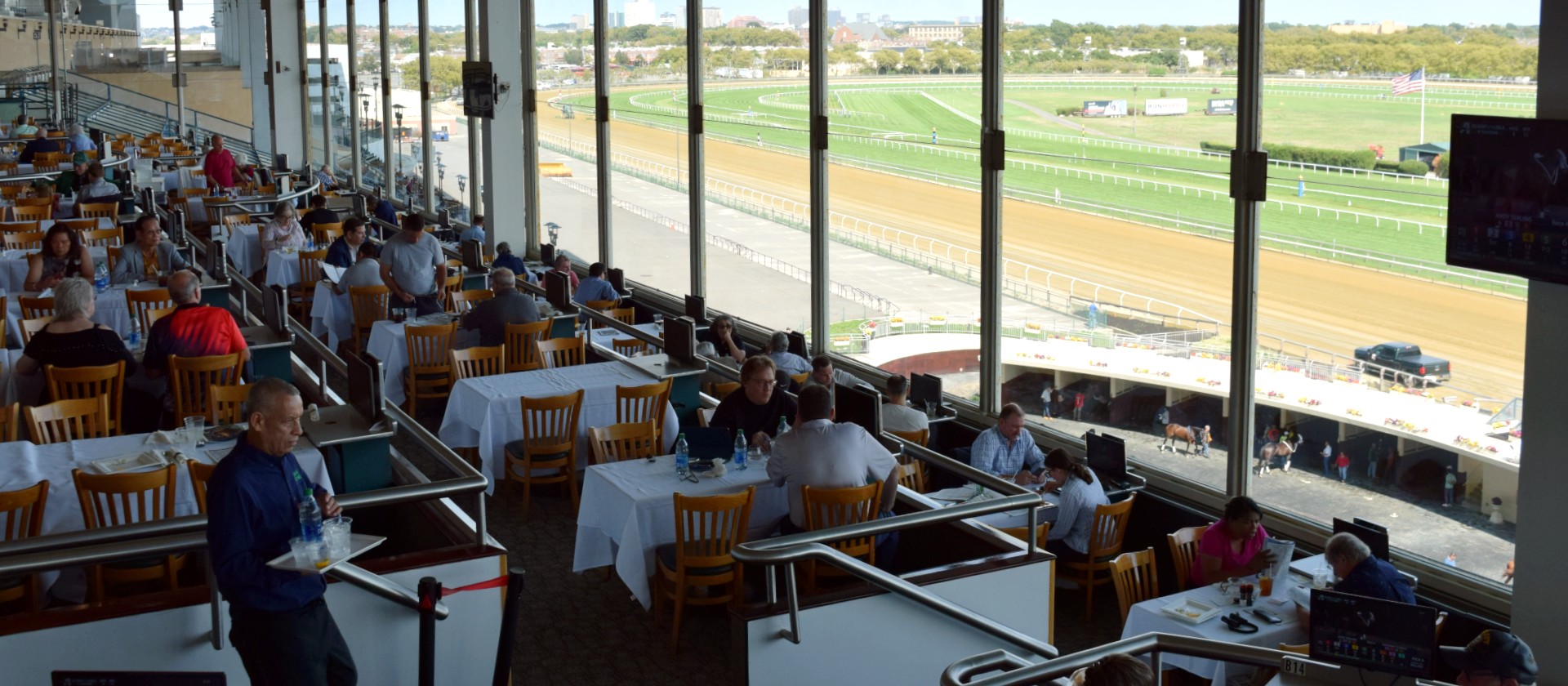 Aqueduct Dining NYRA